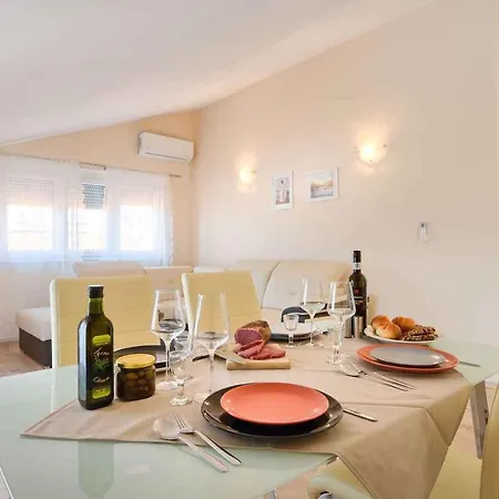 In Porec/istrien 36949 Apartment Porec